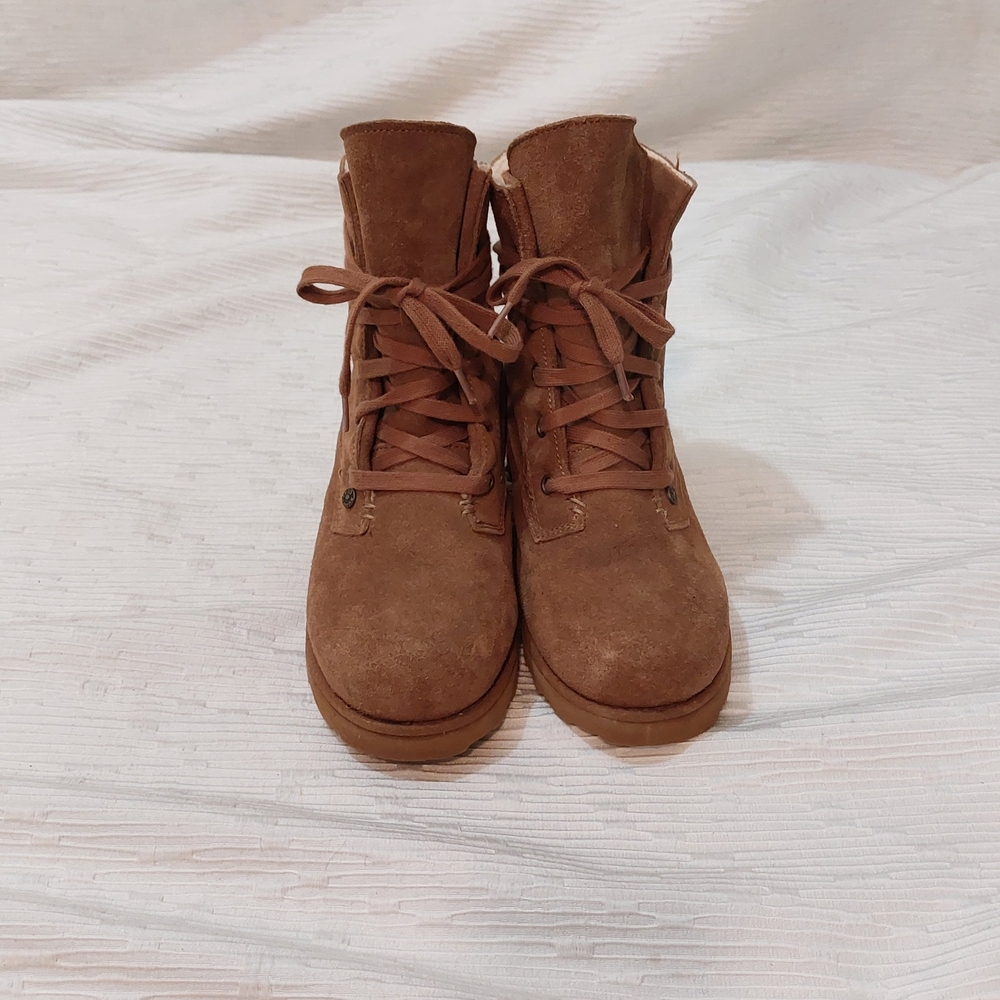 BearPaw Brown Suede Lace-Up Wedge Ankle Boots Size 6 - Picture 5 of 9